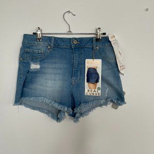 New with tags Curvy-Fit Frayed Denim shorts